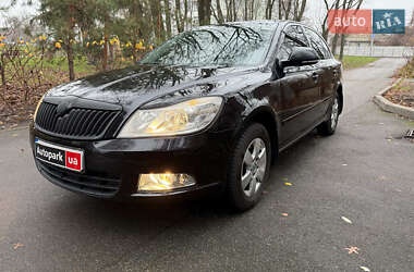 Лифтбек Skoda Octavia 2010 в Киеве