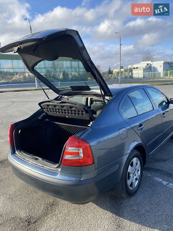 Лифтбек Skoda Octavia 2005 в Киеве