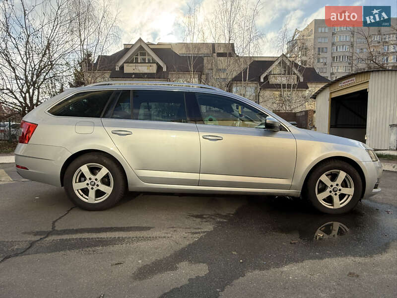 Универсал Skoda Octavia 2017 в Киеве