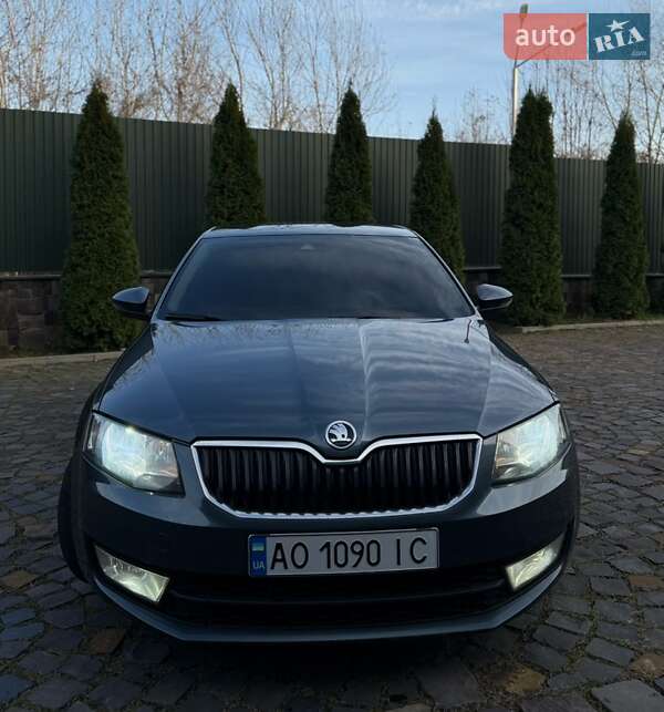 Лифтбек Skoda Octavia 2015 в Ужгороде фото 2 Лифтбек Skoda Octavia 2015 в Ужгороде