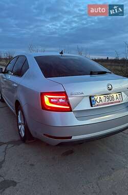 Лифтбек Skoda Octavia 2020 в Луцке