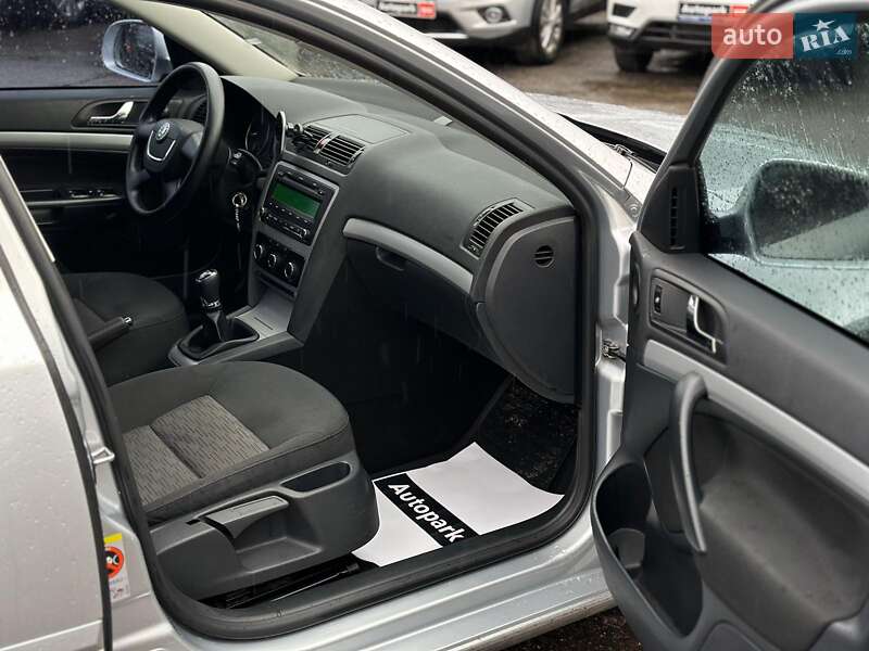 Лифтбек Skoda Octavia 2012 в Виннице