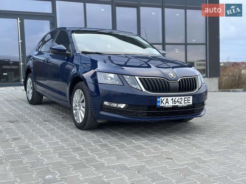 Лифтбек Skoda Octavia 2017 в Тернополе