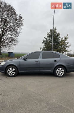 Лифтбек Skoda Octavia 2011 в Мене