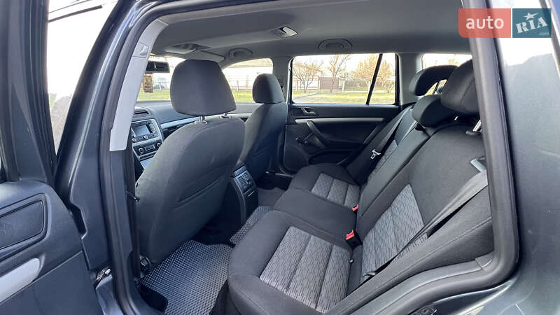 Универсал Skoda Octavia 2012 в Киеве фото 25 Универсал Skoda Octavia 2012 в Киеве