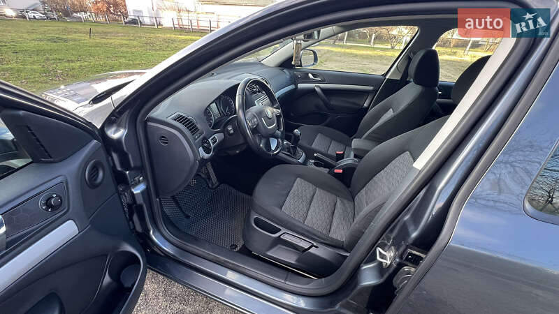 Универсал Skoda Octavia 2012 в Киеве фото 26 Универсал Skoda Octavia 2012 в Киеве