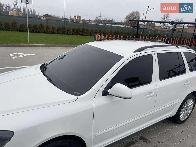 Универсал Skoda Octavia 2009 в Виннице