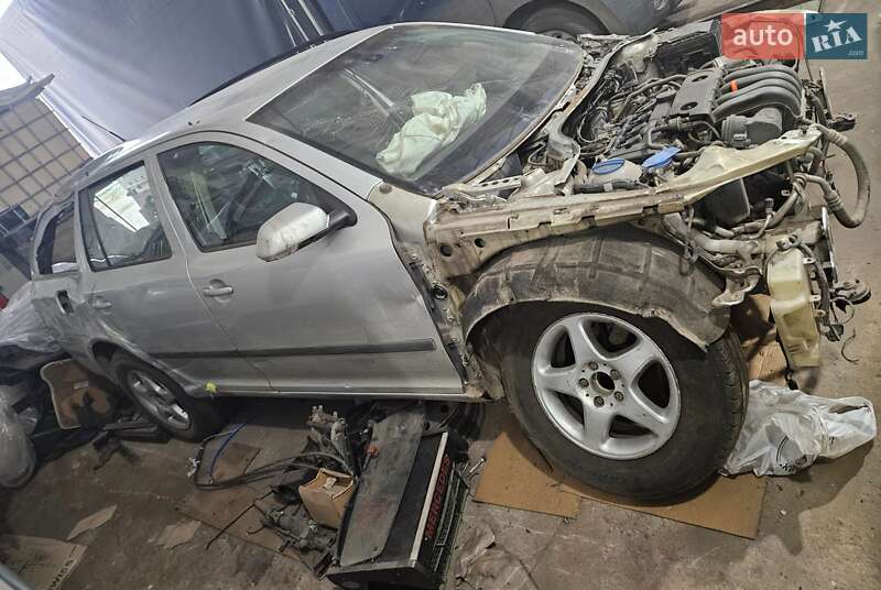 Универсал Skoda Octavia 2005 в Днепре