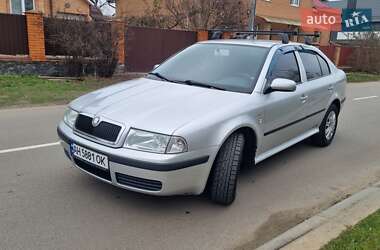 Лифтбек Skoda Octavia 2004 в Киеве