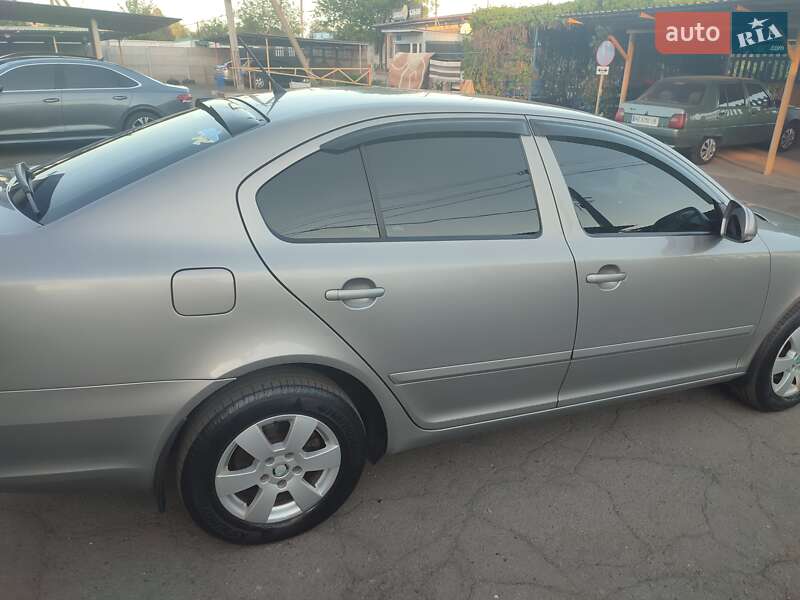 Лифтбек Skoda Octavia 2011 в Кривом Роге фото 9 Лифтбек Skoda Octavia 2011 в Кривом Роге