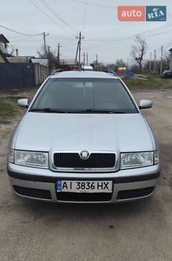 Універсал Skoda Octavia 2008 в Старих Петрівцях