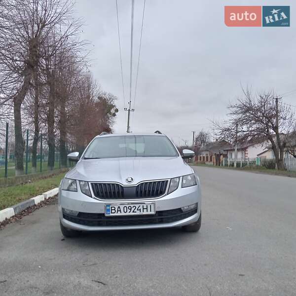 Універсал Skoda Octavia 2017 в Олександрівці