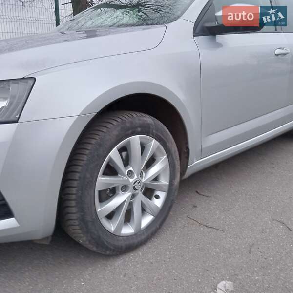 Універсал Skoda Octavia 2017 в Олександрівці