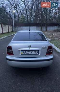 Лифтбек Skoda Octavia 2006 в Киеве