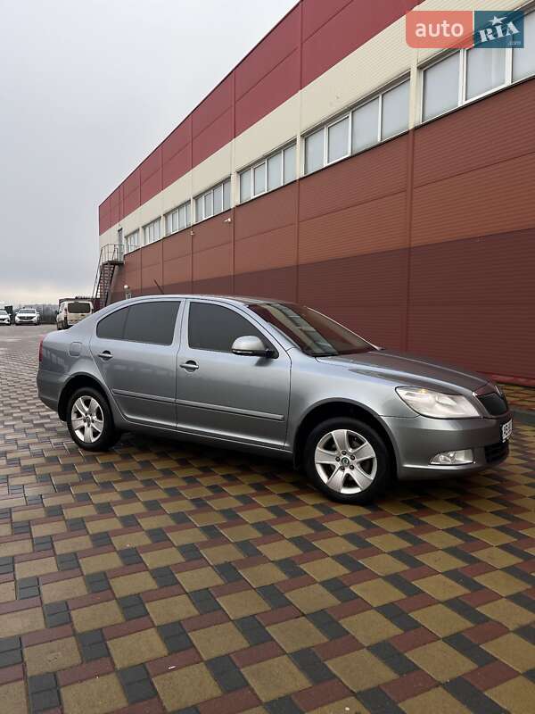 Skoda Octavia 2011 Skoda Octavia 2011