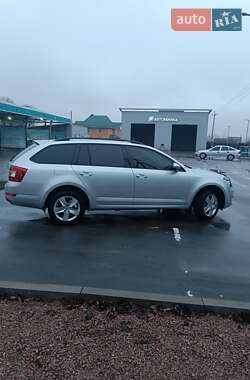 Универсал Skoda Octavia 2015 в Виннице
