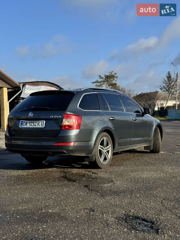 Универсал Skoda Octavia 2015 в Звенигородке фото 6 Универсал Skoda Octavia 2015 в Звенигородке