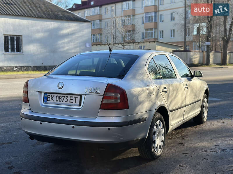 Лифтбек Skoda Octavia 2005 в Звягеле