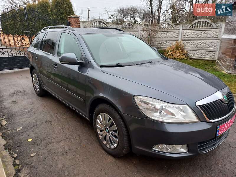 Skoda Octavia 2011 Skoda Octavia 2011