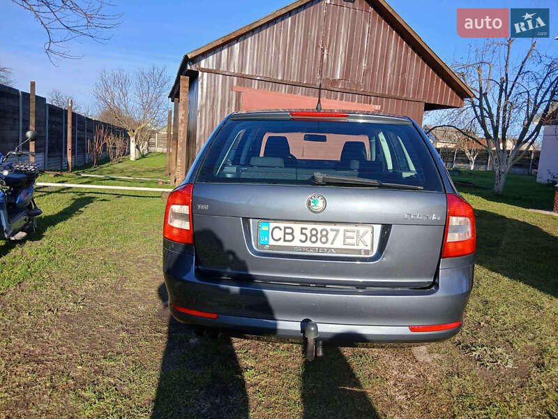 Универсал Skoda Octavia 2009 в Чернигове