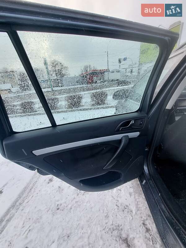 Универсал Skoda Octavia 2010 в Чернигове