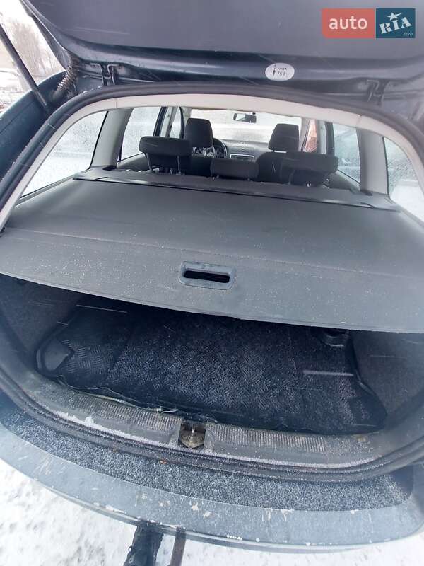 Универсал Skoda Octavia 2010 в Чернигове