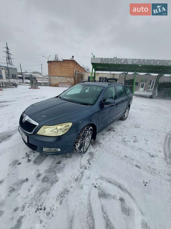 Универсал Skoda Octavia 2010 в Чернигове