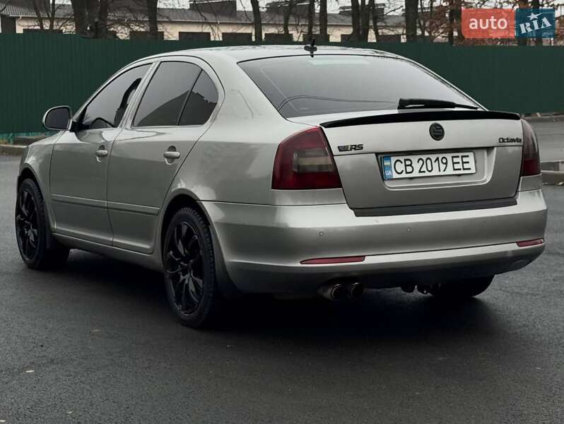 Лифтбек Skoda Octavia 2010 в Чернигове