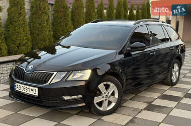 Универсал Skoda Octavia 2017 в Хмельницком