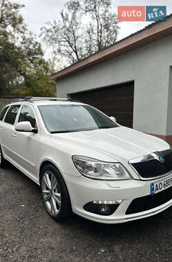 Універсал Skoda Octavia 2011 в Ужгороді