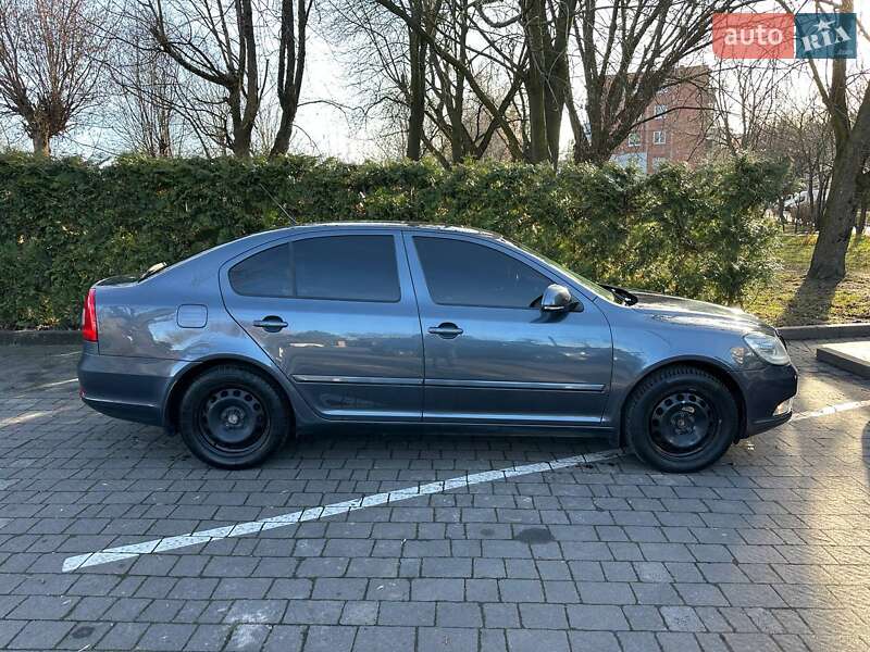 Лифтбек Skoda Octavia 2011 в Львове фото 2 Лифтбек Skoda Octavia 2011 в Львове