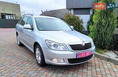 Універсал Skoda Octavia 2010 в Сарнах