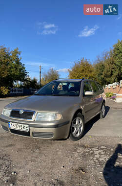 Универсал Skoda Octavia 2004 в Погребище
