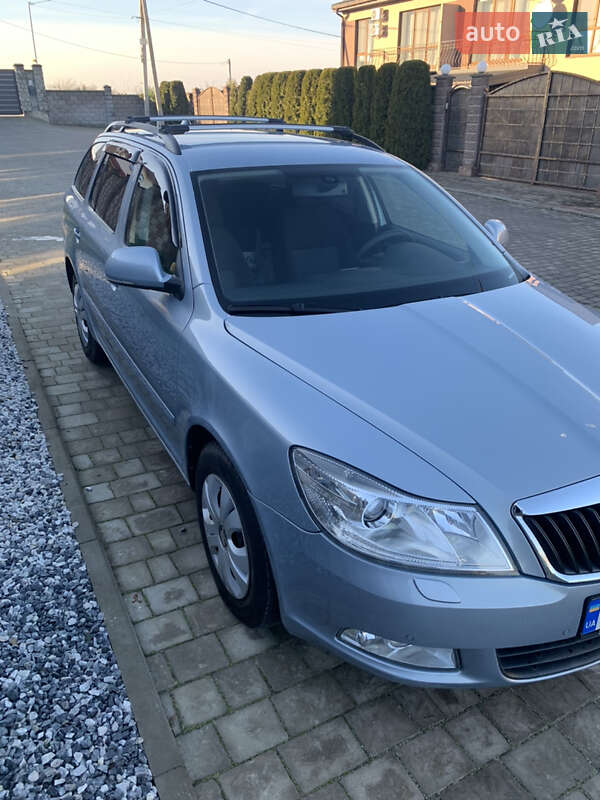 Универсал Skoda Octavia 2011 в Ровно