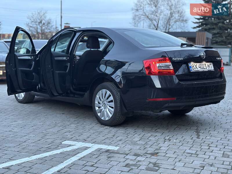 Лифтбек Skoda Octavia 2018 в Львове