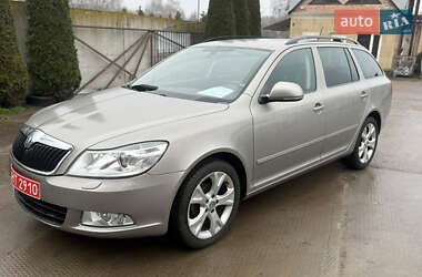 Універсал Skoda Octavia 2011 в Лубнах