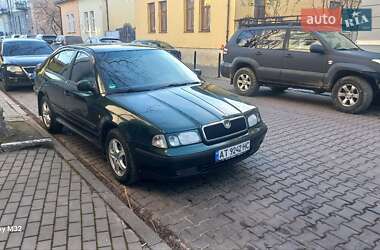 Лифтбек Skoda Octavia 2000 в Ивано-Франковске