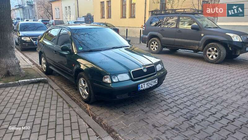 Skoda Octavia 2000