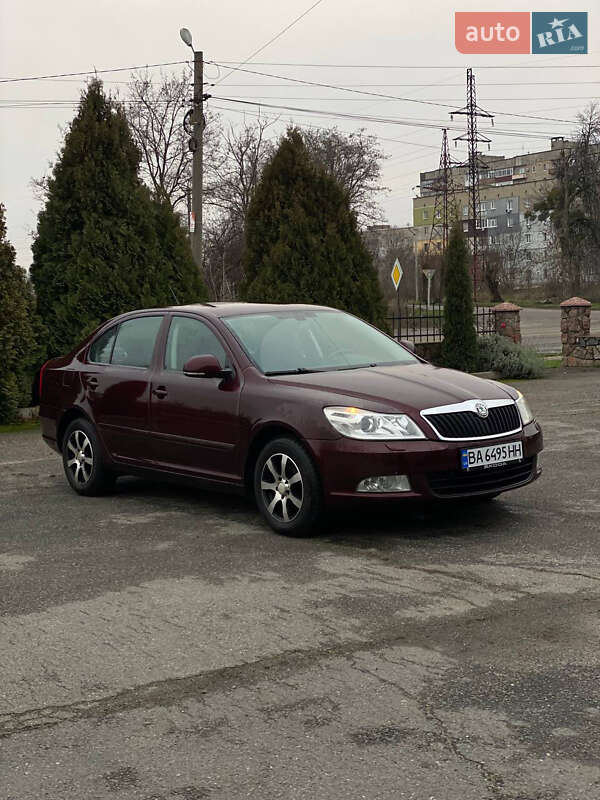 Лифтбек Skoda Octavia 2011 в Кропивницком