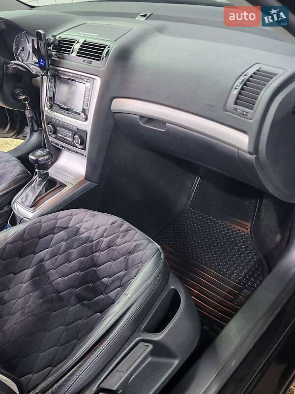 Универсал Skoda Octavia 2010 в Запорожье