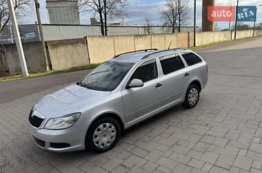 Универсал Skoda Octavia 2011 в Стрые