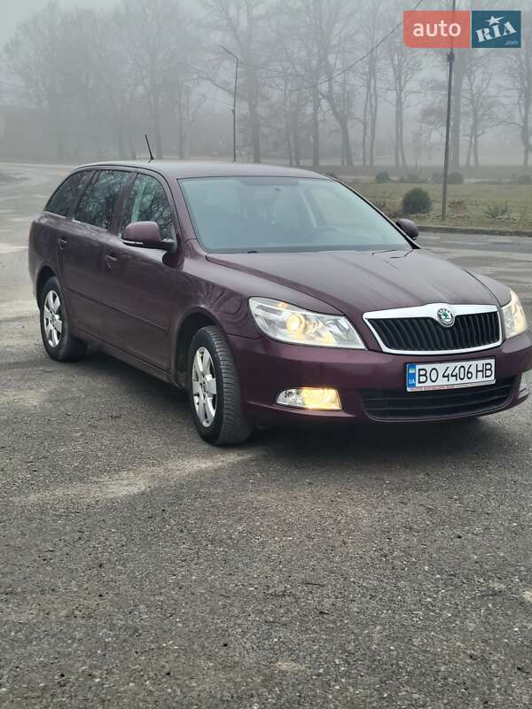 Skoda Octavia 2011 Skoda Octavia 2011
