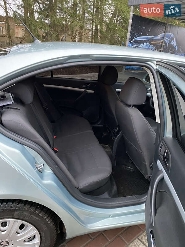 Ліфтбек Skoda Octavia 2010 в Овручі