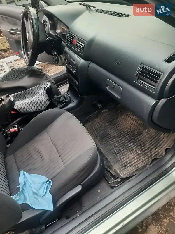Skoda Octavia 2002 VIN TMBBL41U238678621 фото оголошення 4 з 44