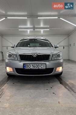 Универсал Skoda Octavia 2012 в Лановцах