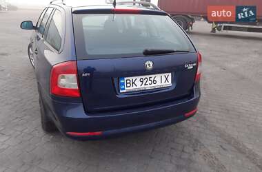 Универсал Skoda Octavia 2009 в Радивилове