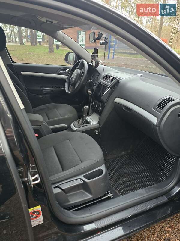 Ліфтбек Skoda Octavia 2011 в Глухові