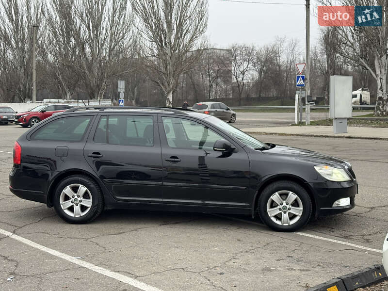 Універсал Skoda Octavia 2010 в Дніпрі фото 9 Універсал Skoda Octavia 2010 в Дніпрі