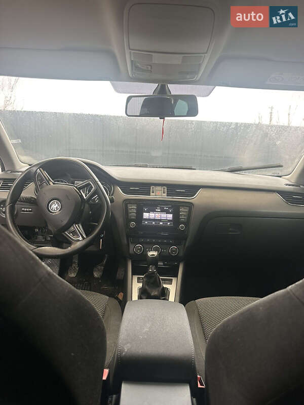 Универсал Skoda Octavia 2014 в Великом Березном