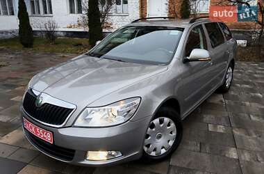 Универсал Skoda Octavia 2011 в Надворной